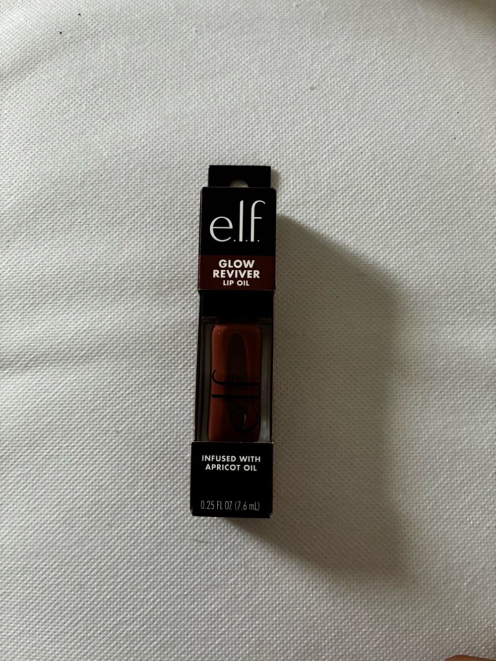 ELF Glow Reviver Lip Oil — divine wine